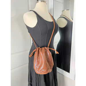 DAVID DART DRAWSTRING SHOULDER CROSS BODY BAG SHINY Brown with SUEDE